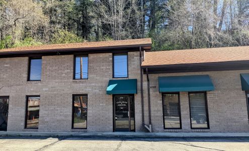 Young Miller & Gillespie PA 215 Oak Ave, Spruce Pine North Carolina 28777