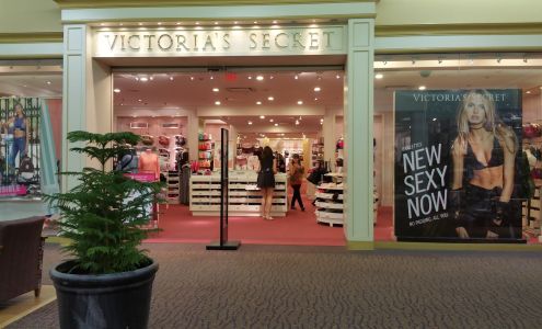 Victoria's Secret & PINK