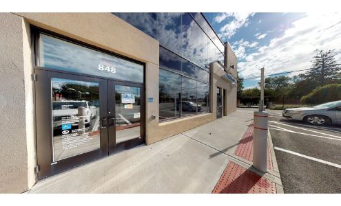 Bank of America (with Drive-thru ATM)