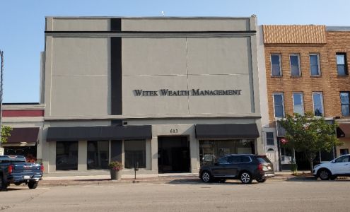 Professional Tax & Accounting Services, LLC 613 1st St, La Salle Illinois 61301