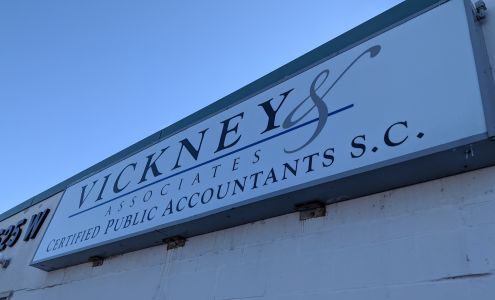 Vickney and Associates CPA SC 625 W Sumner St #400, Hartford Wisconsin 53027