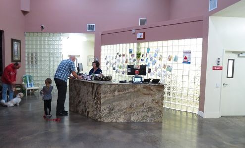 Dunedin Animal Medical Center & Pet Resort