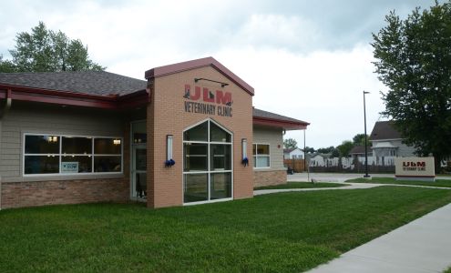 Ulm Veterinary Clinic Farmington
