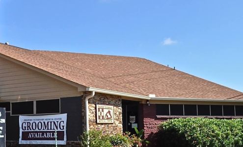 Freeport Veterinary Medical Center 1316 N Brazosport Blvd, Freeport Texas 77541