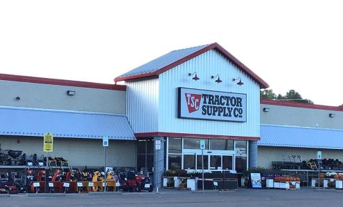 Tractor Supply Cortland