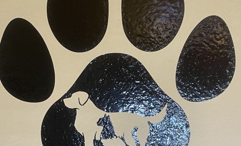 Northwest Animal Clinic & Hospital