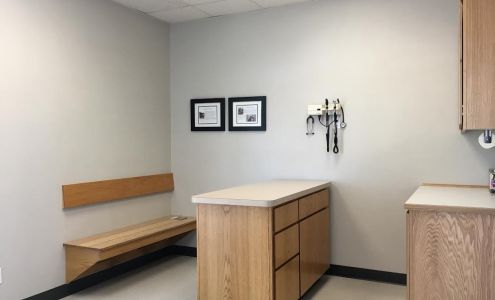 Echo Hollow Veterinary Hospital and Urgent Care