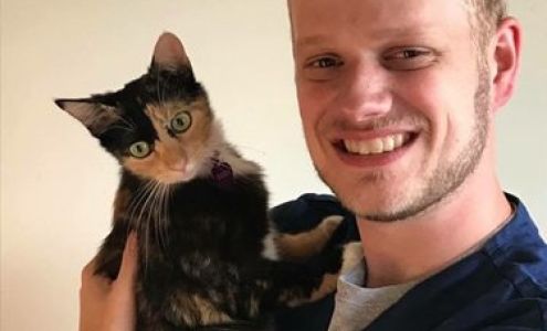 Oak View Veterinary Hospital: Lisa M Lorenz, DVM