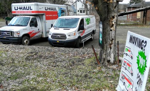 U-Haul Neighborhood Dealer