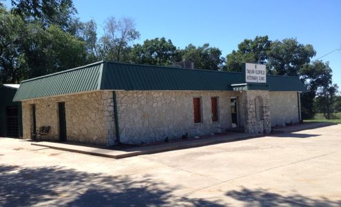 Taylor-Oldfield Veterinary Clinic: Oldfield Ladd DVM Ponca City