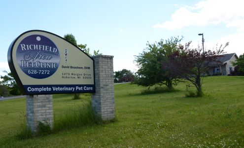 Richfield Area Pet Clinic 1275 Morgan Dr, Hubertus Wisconsin 53033