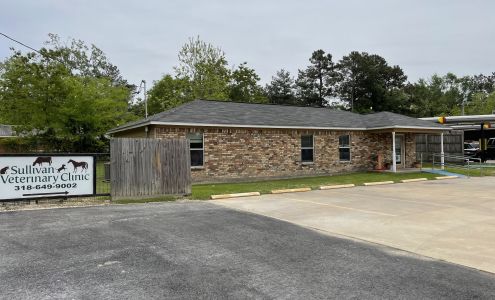 Sullivan and Bennett Veterinary Services 7207 US-165, Columbia Louisiana 71418