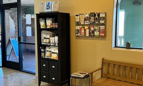 Desert Hills Animal Clinic