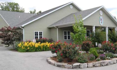 St Francis Veterinary Clinic: Ron Eby, DVM Green Forest