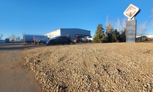 McCandless Truck Center