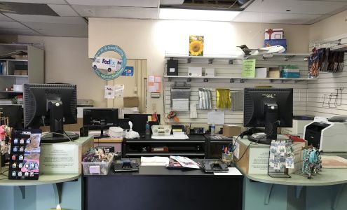 Mail & Business Center