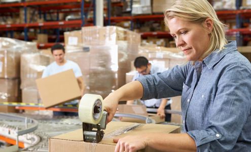 Parcel Plus Business Center