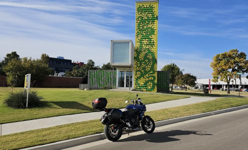 Oklahoma Contemporary Arts Center Showroom