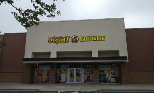 Poplin Place Shopping Center