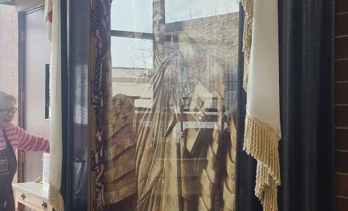 Long Grove Confectionery