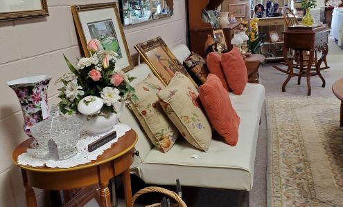 The Lucky Pecan Store