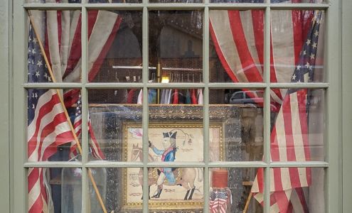 America Antiques & Design