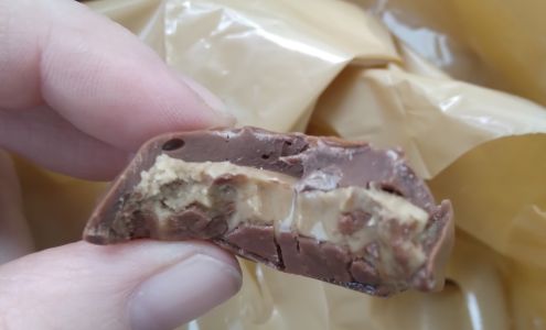 Giannios Candy Co Inc