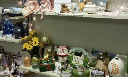 Sonbridge Thrift & Gift Store College Place