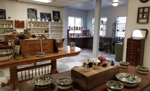 Gauley River Pottery Mount Lookout