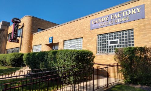 Long Grove Confectionery Co - Chicago Outlet (AKA CCN)
