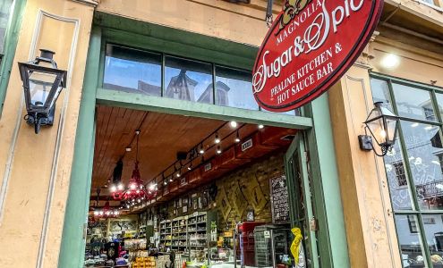 Magnolia Sugar & Spice Praline Kitchen & Hot Sauce Bar