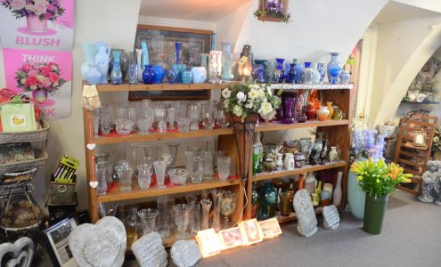 Blossom Shop Flowers & Gifts