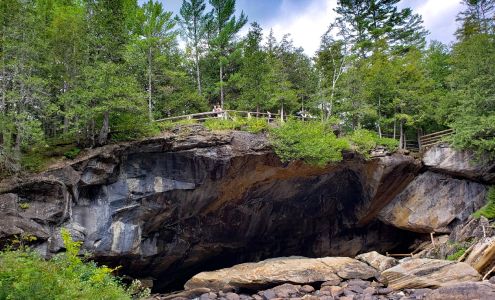 Natural Stone Bridge & Caves Pottersville