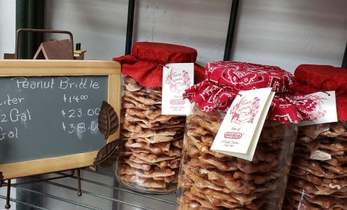 Seven Winds Kitchen and Gift Shop Logan