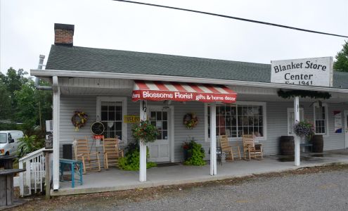 Blossoms Florist Gifts & Home Decor-Pleasant View