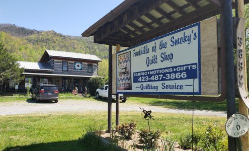 Foothills Of The Smoky's Quilt Shop Cosby