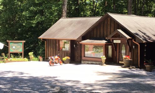 Lenz Gifts & Luxury Linens