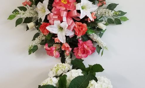 Gwinn's Florist 101 Harwood Heights, Union South Carolina 29379