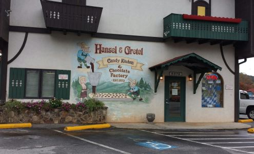 Hansel & Gretel Candy Kitchen