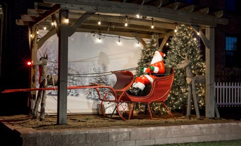 The Countree Cupboard & Christmas Shop