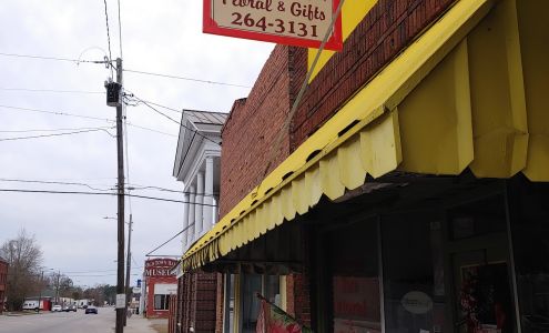 Bargain Barn's Floral & Gift