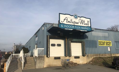 Hancock Antique Mall & Indoor Flea Market