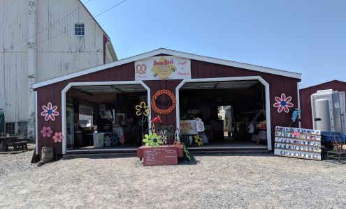 Busy Bee's Farm Market Ronks