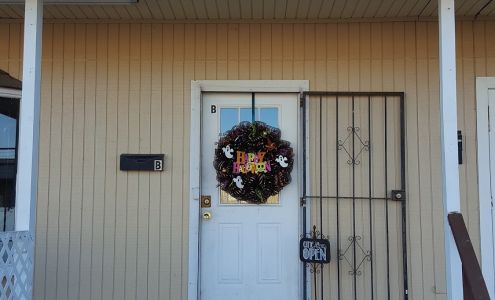 Belleeah's Apples & Treats