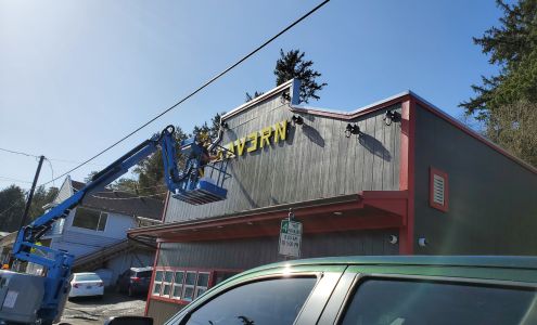Newport Candy Shoppe