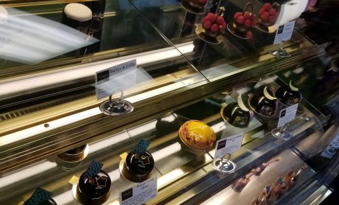 Evolution Artisan Confections