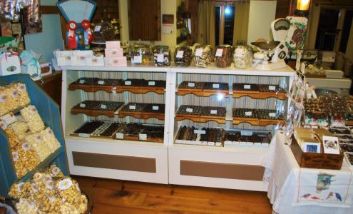 Nelson's Candies Cornville