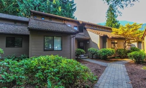 Whispering Woods Resort Mount Hood Village