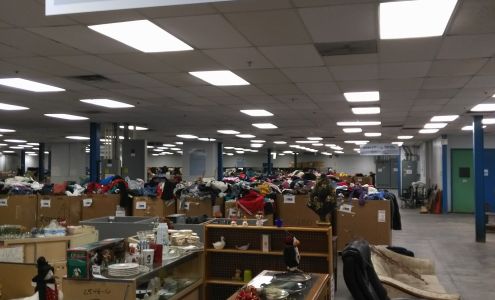 Goodwill Jacksonville IL Outlet Store - Land of Lincoln Goodwill Industries