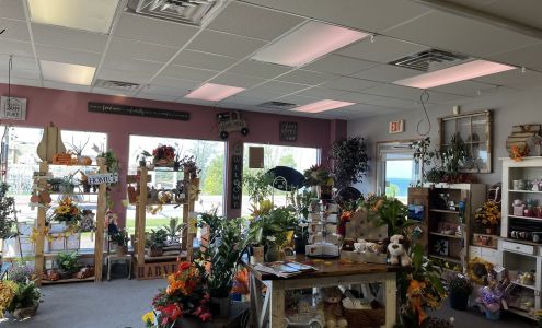 Country Buds Flower Shoppe 59360 Werden Avenue, Mason Wisconsin 54856